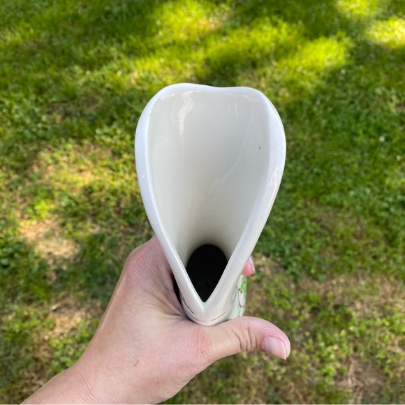 Hand Painted Ceramic Glazed Pansy Wine Decanter - Picture 8 of 9